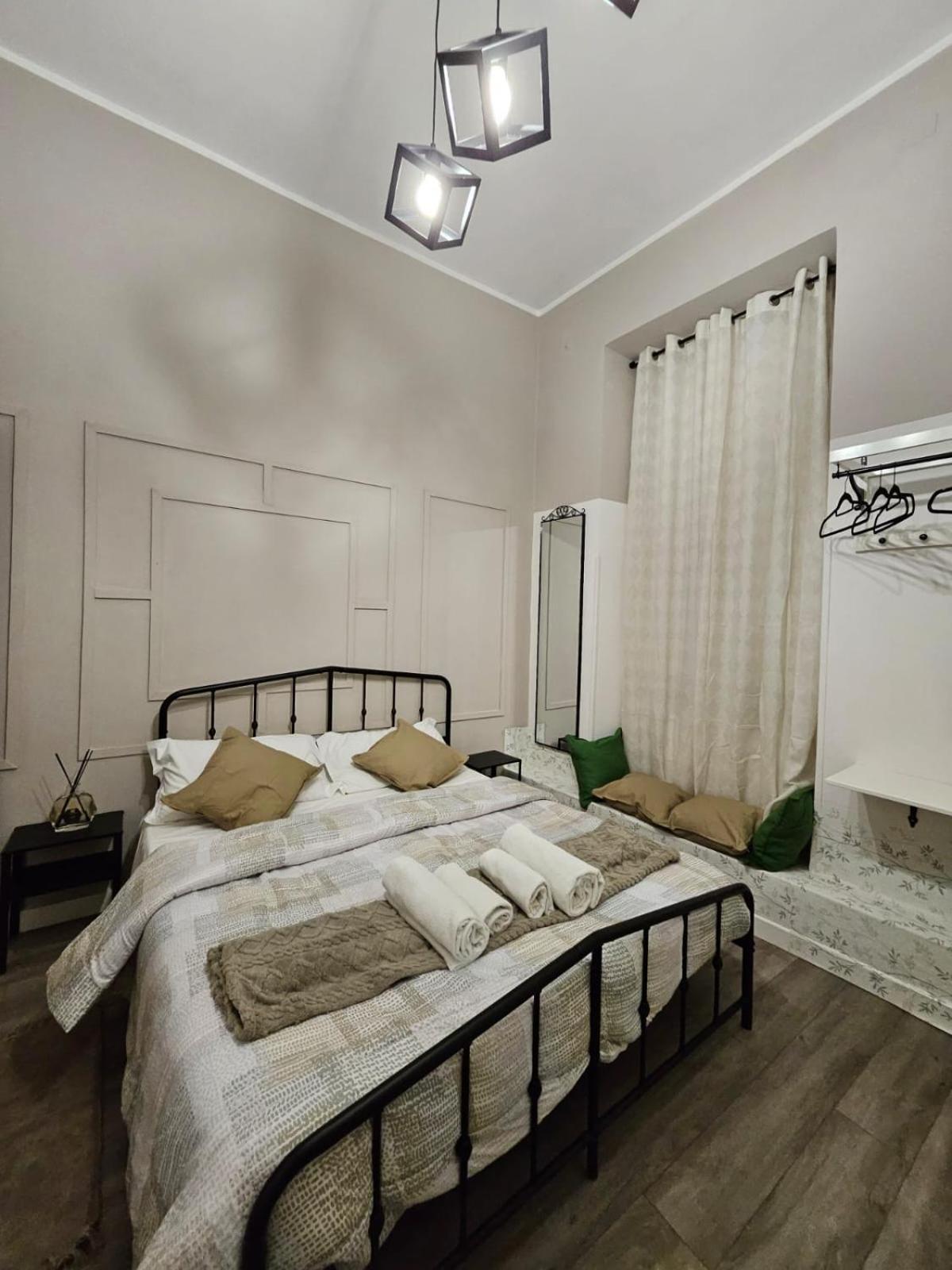 Готель San Daniele Bundi House Рим Екстер'єр фото